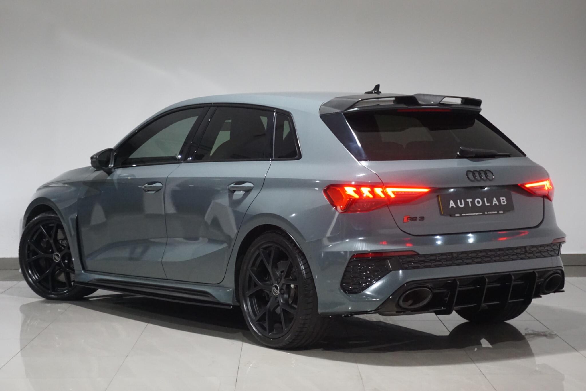 Audi RS3 2.5 TFSI Carbon Black Sportback S Tronic quattro Euro 6 (s/s) 5dr
